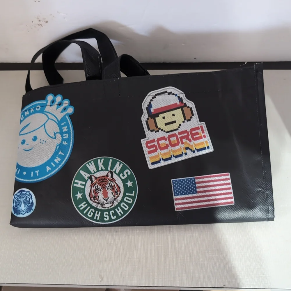 Funko Fundays Retro Arcade Tote Bag – Large 24x15x9 – Black/Blue - Picture 4 of 14